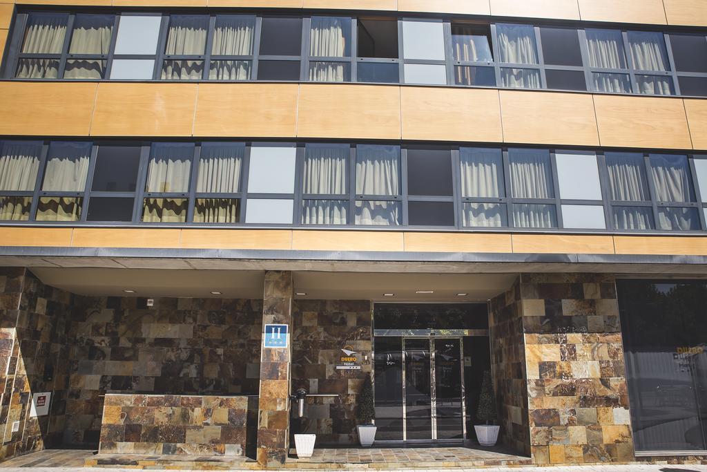 Hotel Duero Laguna de Duero Kültér fotó
